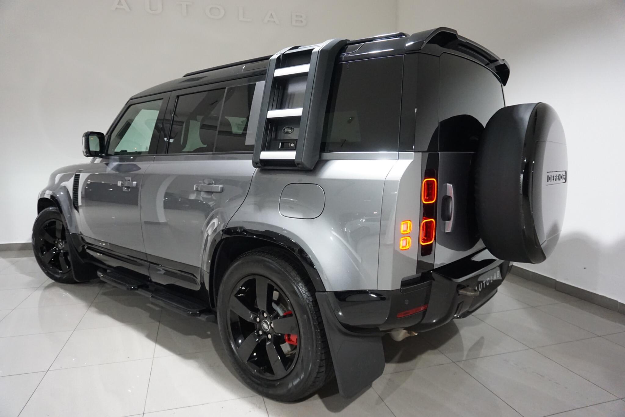 Land Rover Defender 110 2.0 P400e 15.4kWh X-Dynamic SE SUV 5dr Petrol Plug-in Hybrid Auto 4WD Euro 6 (s/s) (404 ps)